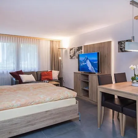 Dom - Skiin-skiout By Interhome Apartment Zermatt