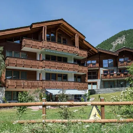 Apartment Dom - Skiin-skiout By Interhome
